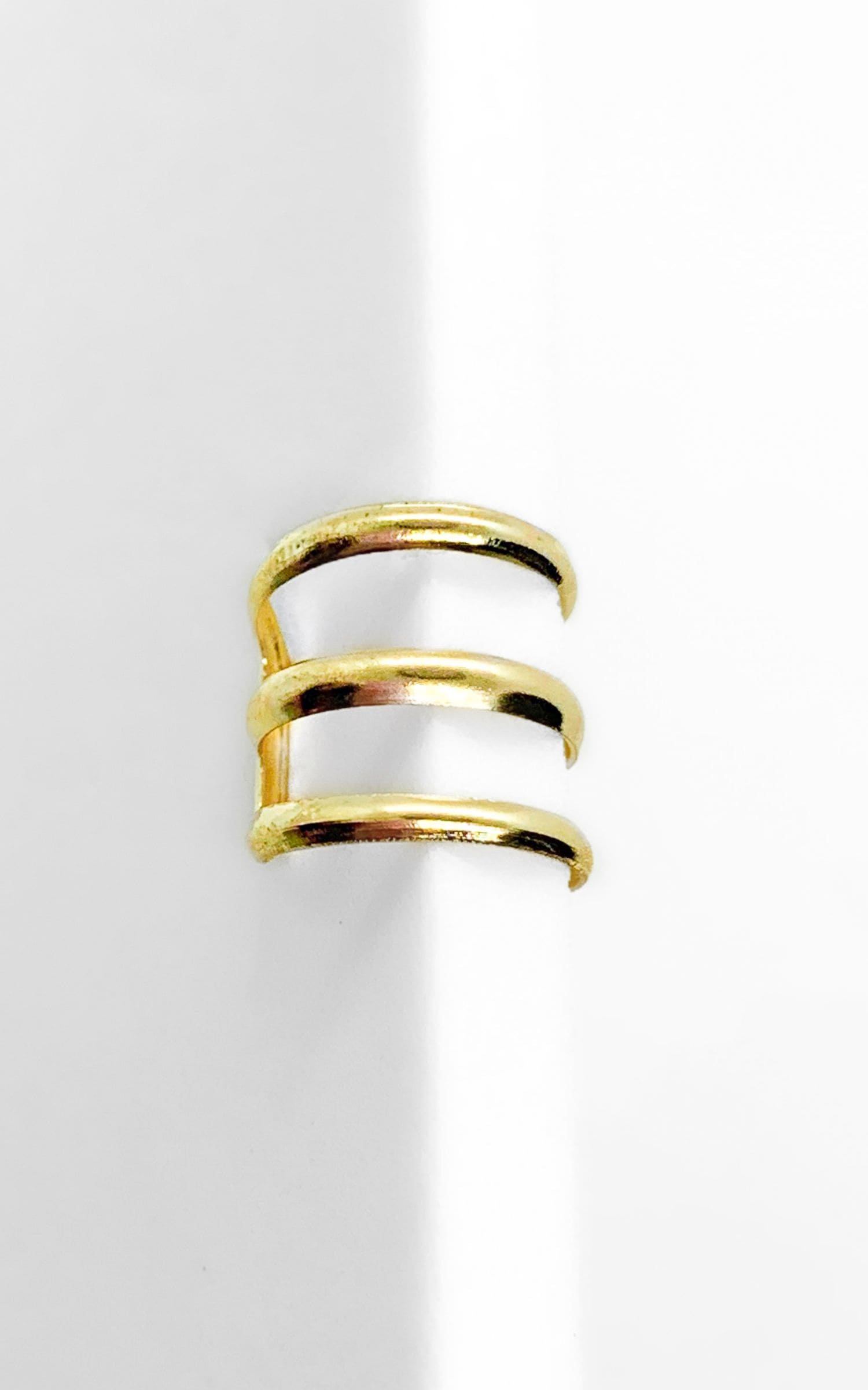 Rome (Ear Cuff)