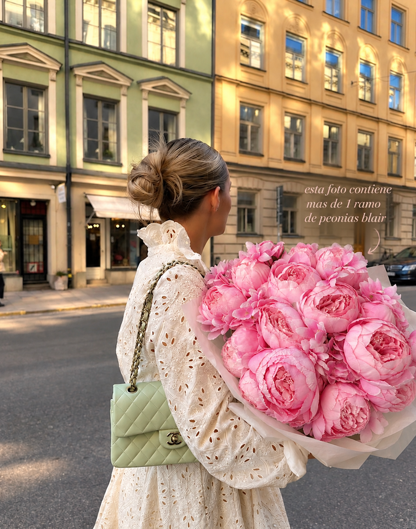 Ramo de 8 Peonias Rosas Blair
